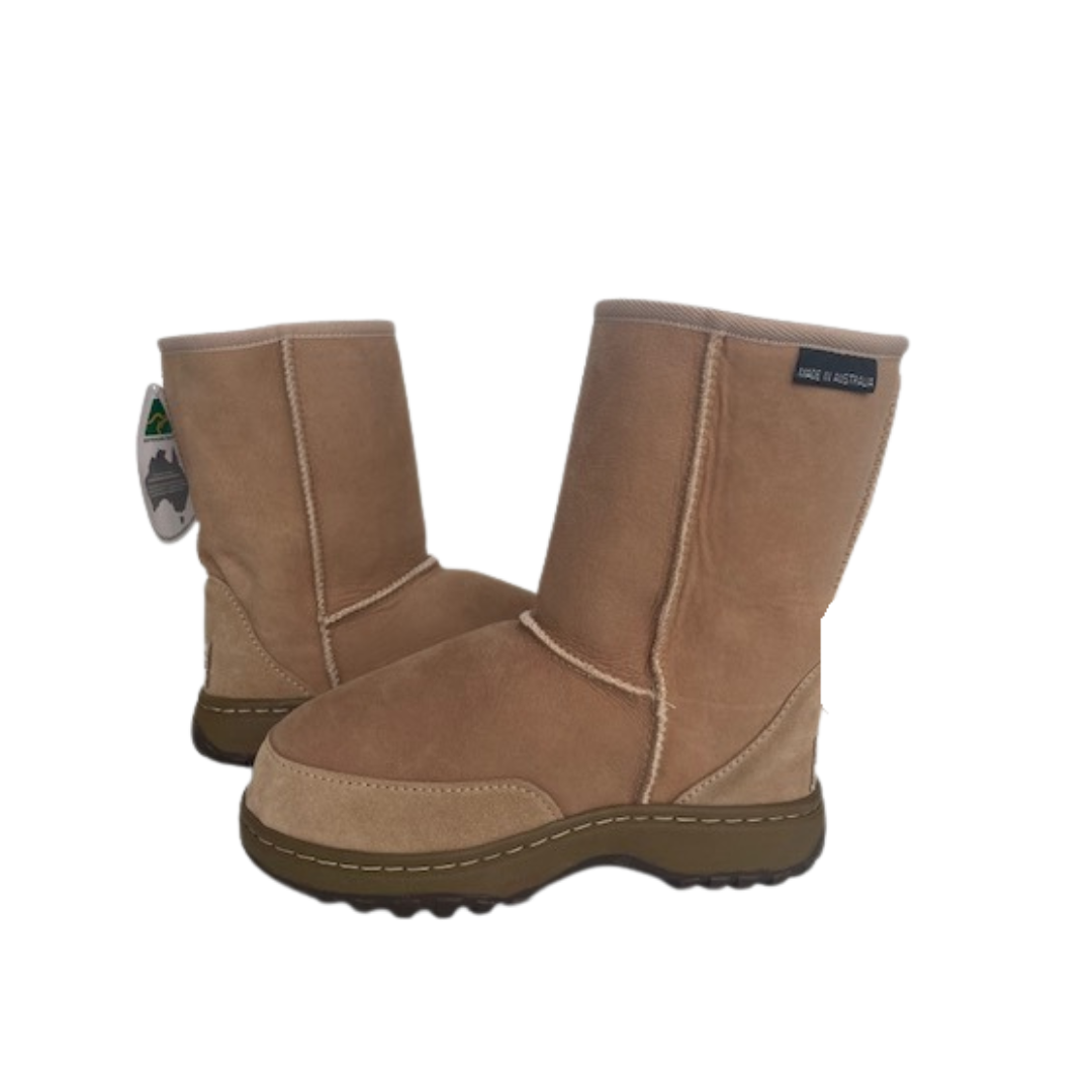 CLEARANCE OUTDOOR SHORT BOOTS SAND - AU WOMEN'S 7 | MEN'S 6