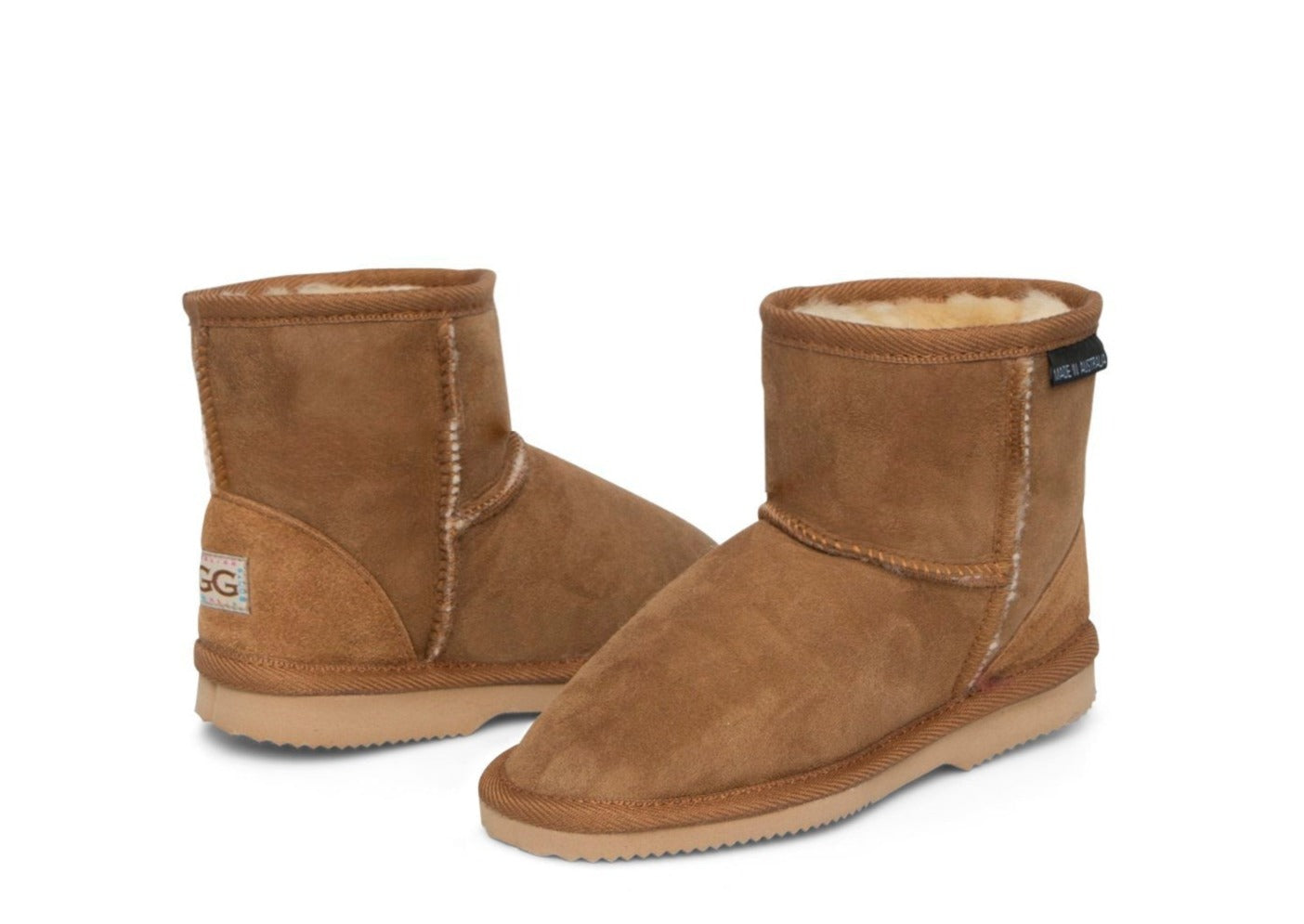 Kid's ultra short boots in chestnut