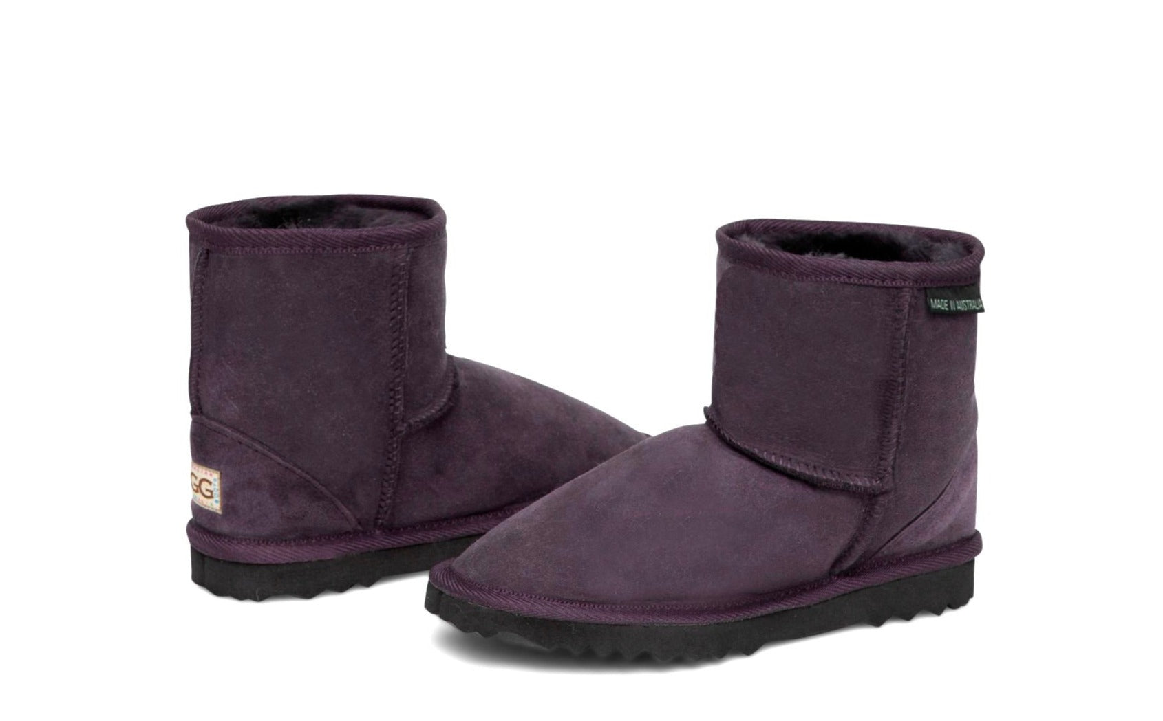 Kid's ultra short boots in raisin - dark purple colour