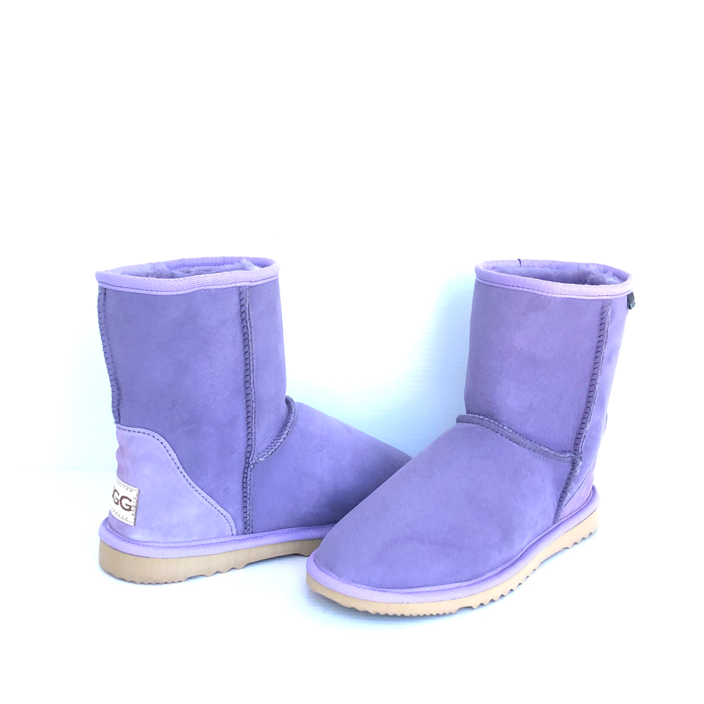 Classic Short Ugg Boots in lilac
